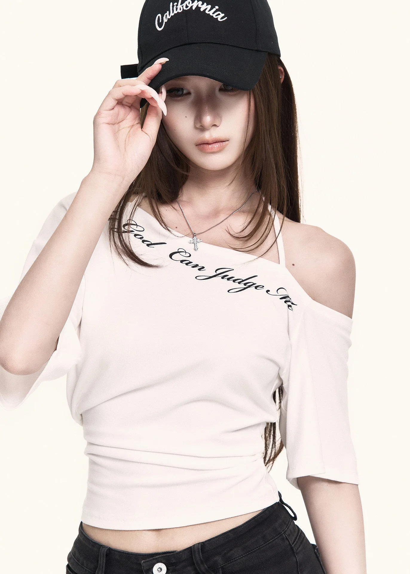 Cross-Shoulder Script Crop Top - iotean