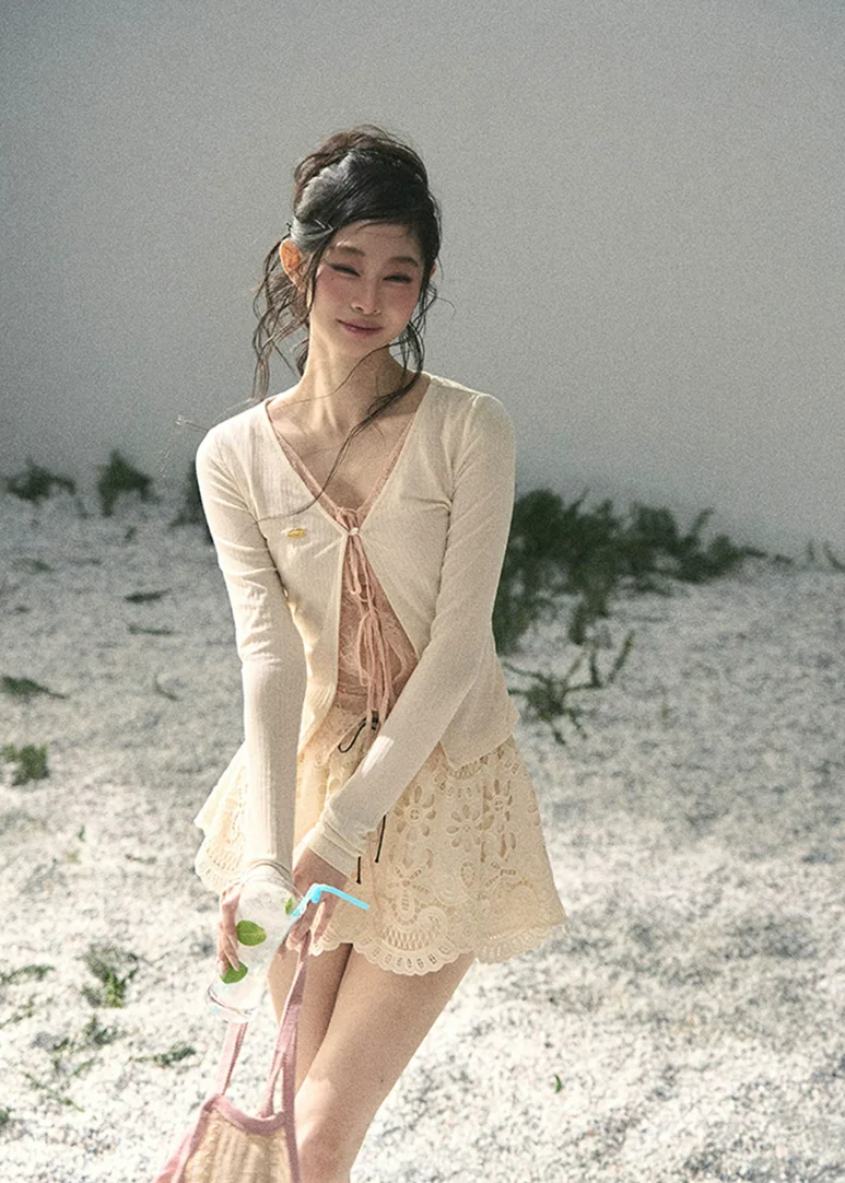 Dream in the Gap Lace Layered Top - iotean