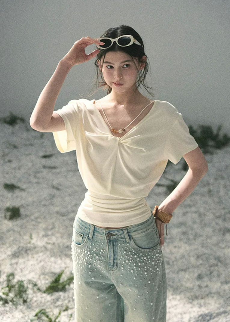 Breathing White Twist-Waist Top - iotean