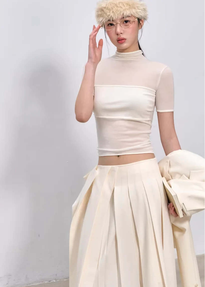 Soft Veil High-Neck Tee - iotean