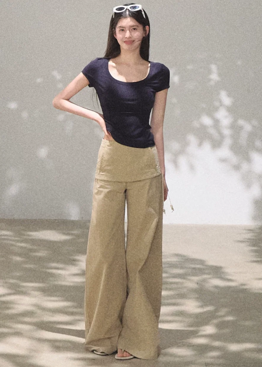 Bright Line U-Neck Tee - iotean