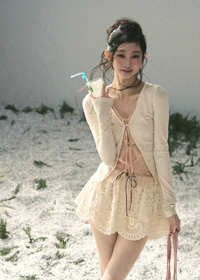 Dream in the Gap Lace Layered Top - iotean